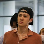 [세훈] 180601 <b>출입국</b> 고화질1