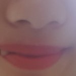 나웃을때마다 <b>이빨</b>하나가 튀어나와,,