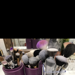 [조언부탁] 여자분들 화장대에 브러시 정리할때 어떻게해요?