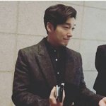 깔끔한 남자 연예인 <b>사복</b>패션