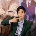 [EXO] L<b>표시</b>해주는 리다 준면이 '^'