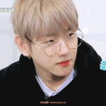 [백현] [16화] #충전이필요해 #대박적점심메뉴 백현 <b>gif</b> 6