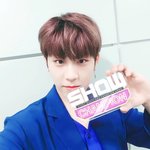 [박우진] 넘예쁜 오늘은<b>블루</b> 바구진