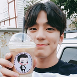 오늘도 비주얼 돋는 김민규