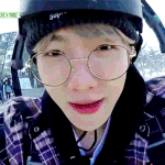 [백현] [19화] 귀여운 발동동 행글라이더 체험 백현 <b>gif</b> 1