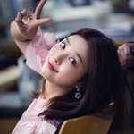<b>사슴</b> 같은 눈망울 가진 엄현경 존예