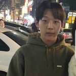 [댓글부탁해] 양홍원이랑 <b>팔짱</b>끼고 사진찍고싶어