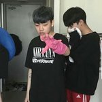 [댓글부탁해] <b>장갑</b>낀애 몇살같음?