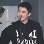 [경수] ㅁㄱ에서 <b>촬영</b>중이구나
