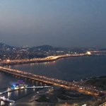 [댓글부탁해] 지금 차 개많이다님