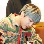 너네학교에서젤잘생긴애특징말해보자