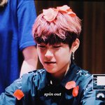 [박우진] 셀프 <b>꽃잎</b> 샤워 중