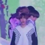 [EXO] ㅇㄴ 폰깨짐 <b>족</b>도미ㅠㅠㅠㅠㅠㅠ얼마 듥거같냐ㅠㅠ