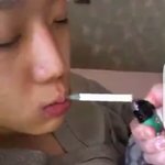 [댓글부탁해] 나도 <b>홍원</b>이 담뱃불 붙여주고싶다