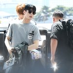 차은우 공항패션 완전 <b>훈훈</b>쓰~