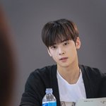 차은우 <b>냉미남</b>이었네..?