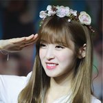 둥글둥글한 얼굴형에 <b>존예</b> 여돌