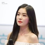 비주얼만 봐도 <b>차분</b>할 것 같은 여돌