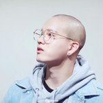 [댓글부탁해] 오프<b>숄더</b> 입고싶은데