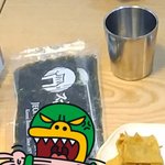 무한리필 <b>반찬</b>을 '처먹은' 사람