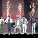 [방탄소년단] 어제자 완벽했던 빨간 머리는 안무 <b>실수</b>라는 흠을 남겼다