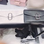 이<b>가방</b> 어때??<b>추반</b>좀 급행