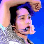 [댓글부탁해] 카이 이거 <b>엑소무대</b> 뭐할때 나온 움짤임??