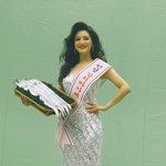 80년대 스타일링이 잘어울리는 김재경