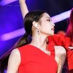 제니 머리 질끈 묶은 비주얼jpg