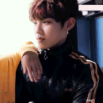 [박우진] 웃으면서 <b>고개</b>떨어지고 덧니들어나는거