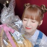 사람들은 왜 맑은색 화장품만 <b>선호</b>할까..?