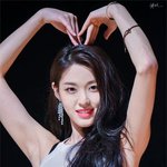 <b>맨눈</b>으로 한번 보고픈 여돌