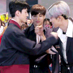 [EXO] 뒤에 엑소엘들= 지금의 나