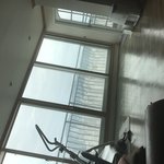 부산인데 우리만 <b>평화</b>롭냐...