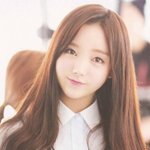 데뷔 초 이후 안하는 <b>헤어</b>스타일
