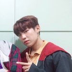 [박우진] 박우진 캥거루 블러셔메이크업 정보