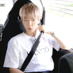 [백현] 180703 엑사세 백현 <b>gif</b> 1