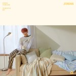[세븐틴] <b>윤정한</b> 누가 가디건 그렇게 걸치래?