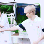 [백현] 겸<b>댕이</b> 신났오 'ㅅ'