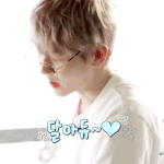 [백현] 180705 엑사세 백현 <b>gif</b>  3