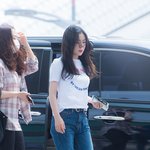 아이린 흰티+청바지(+오늘 공항)