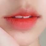 오늘 립 색깔 <b>개</b> <b>맘</b>에 들어 다들 들어와
