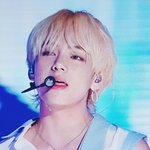 금발 리즈 <b>갱신</b>한 아이돌