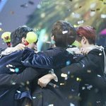 영화나 드라마 추천해줘!