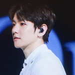 [EXO] 어제 콘서트 <b>플뷰</b> 보는데, 7년차에 <b>플뷰</b>가 끝도 없어..