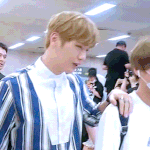 [강다니엘] 180708 강다니엘 <b>김포</b>입국 과질+움짤