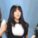 의상에 따라 달랐던 태연 엔딩 포즈 <b>GIF</b>