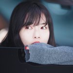 최근에 흑발하고 화장 연하게 한 현아 비주얼