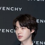 안재현 피부 뭐냐 진짜;