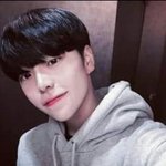 <b>샘들</b> 이사람 누구임 ?
